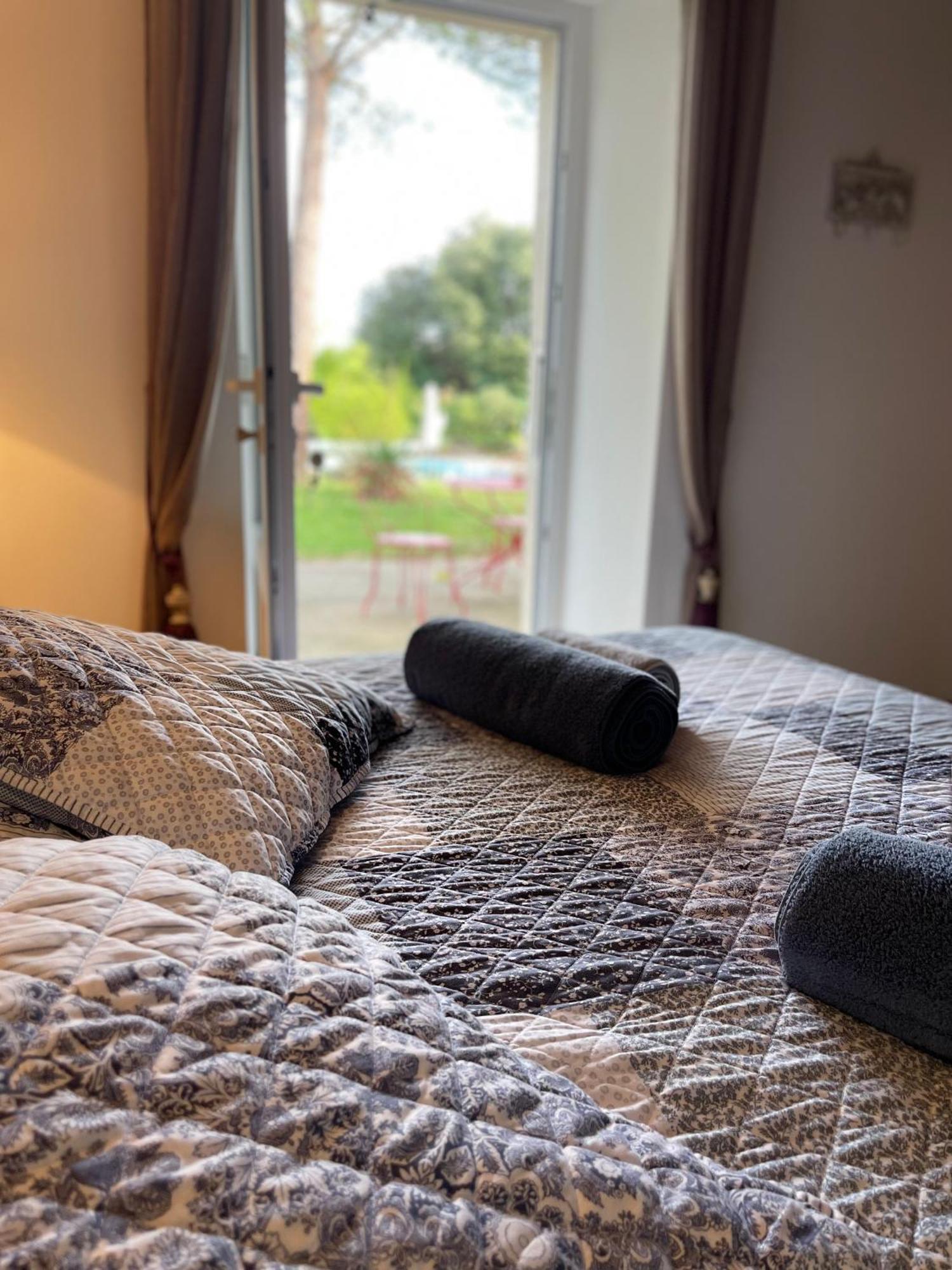 Chambre Malon Mas Bel Esperance Saint-Andre-d'Olerargues ภายนอก รูปภาพ